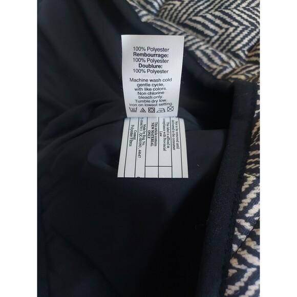 J.Crew Women Black Ivory Excursion Herringbone Quilted Insulated Puffer Vest S - Picture 3 of 7
